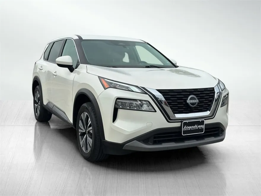 2023 Nissan Rogue SV photo 1