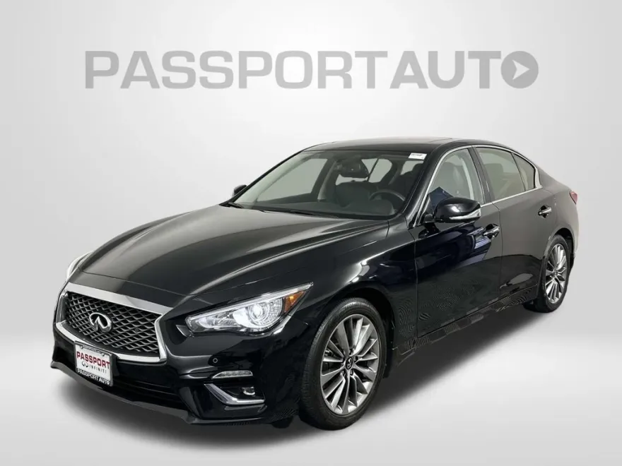 2022 Infiniti Q50 LUXE photo 1