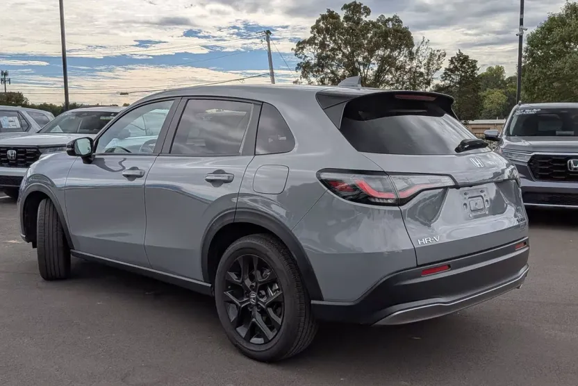2025 Honda HR-V Sport photo 1