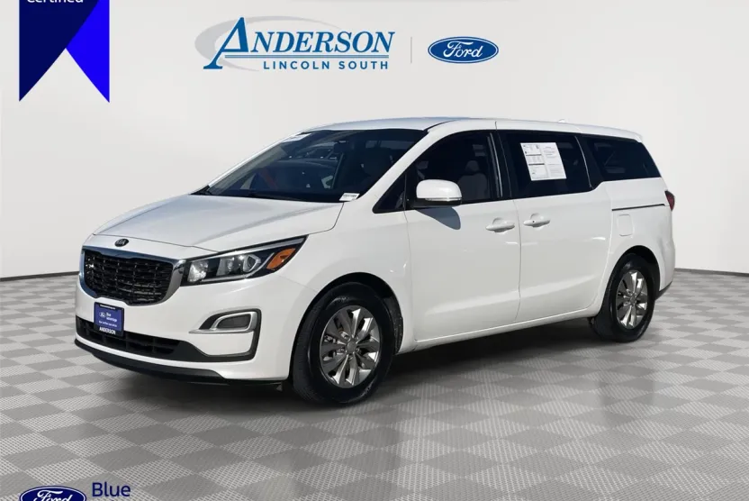 2019 Kia Sedona LX photo 1