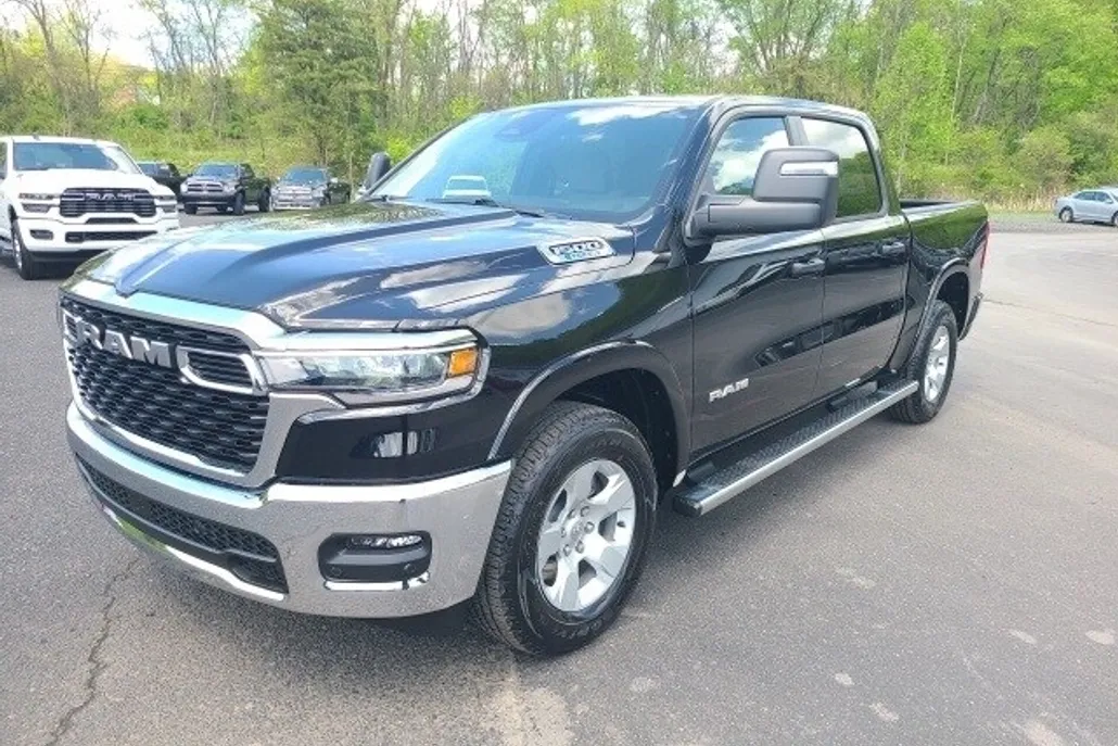 2025 Ram 1500 Big Horn photo 1