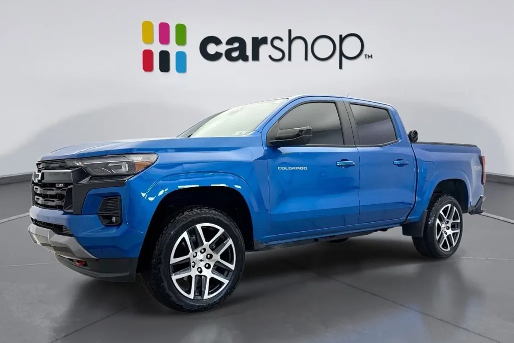 2024 Chevrolet Colorado Z71 photo 1