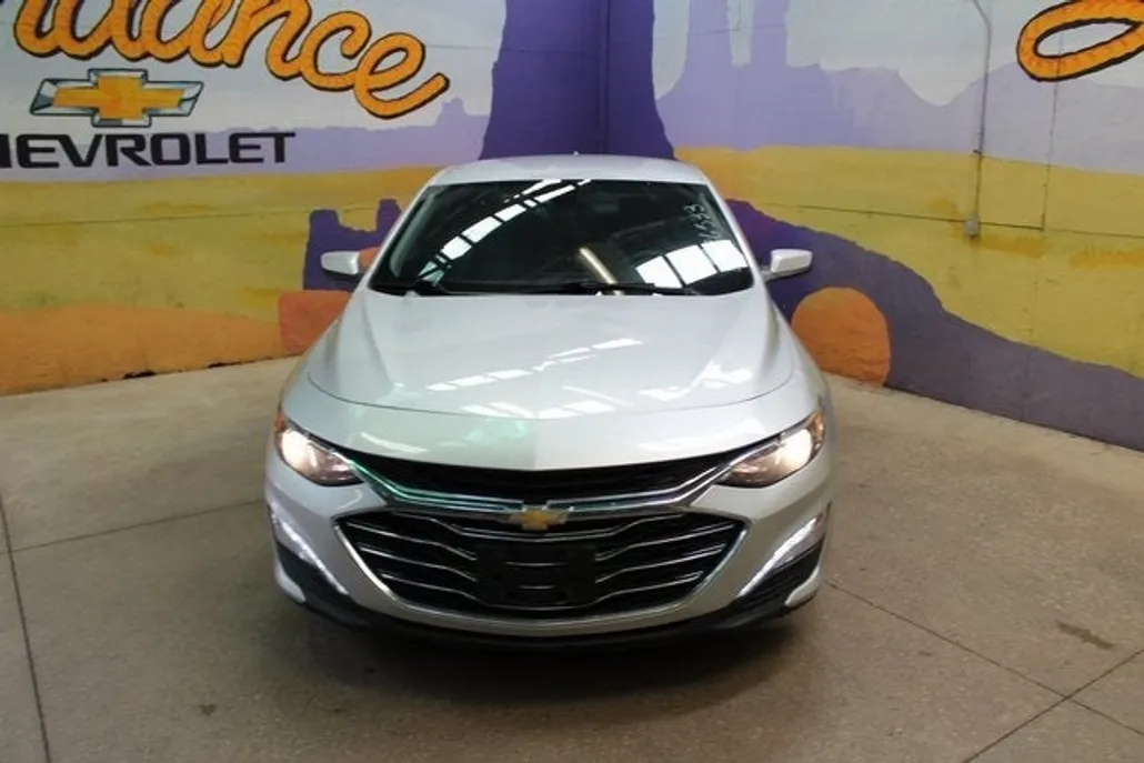 2020 Chevrolet Malibu 1LT photo 1
