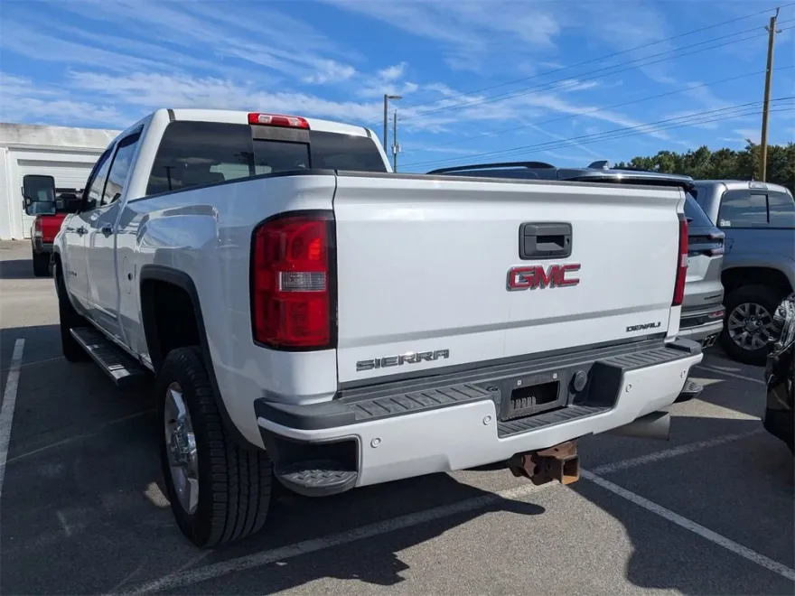 2016 Gmc Sierra 2500 HD Denali photo 1
