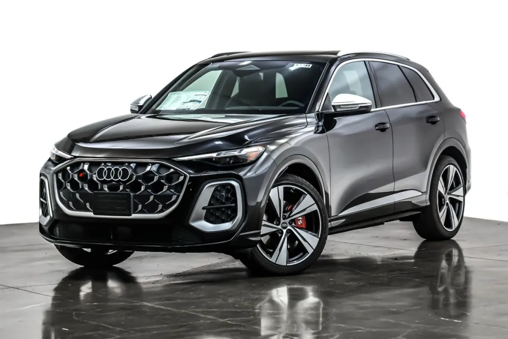 2025 Audi SQ5 Prestige photo 1