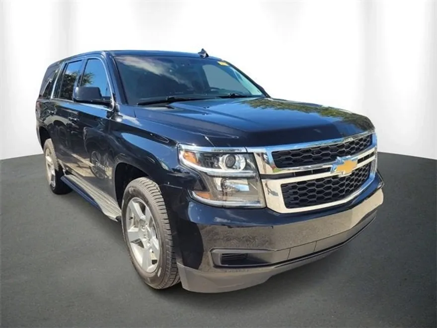 2018 Chevrolet Tahoe LT photo 1