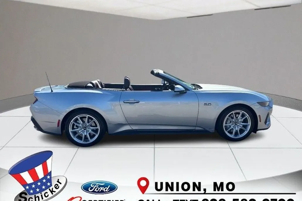 2025 Ford Mustang GT Premium Convertible photo 1