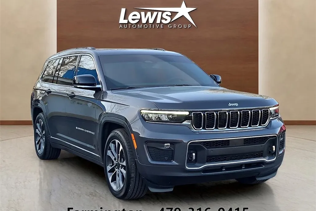 2024 Jeep Grand Cherokee Overland photo 1