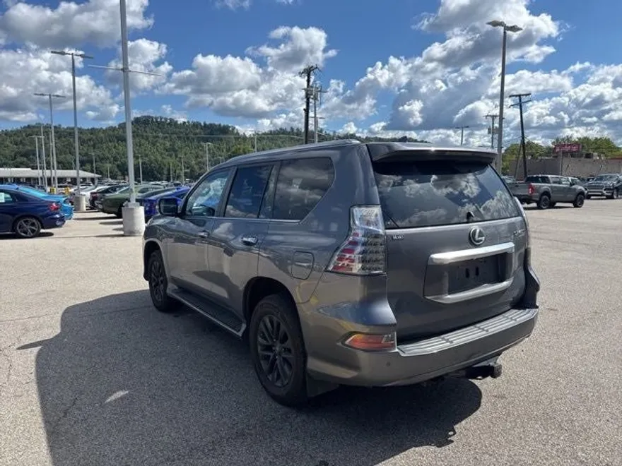 2021 Lexus GX 460 photo 1