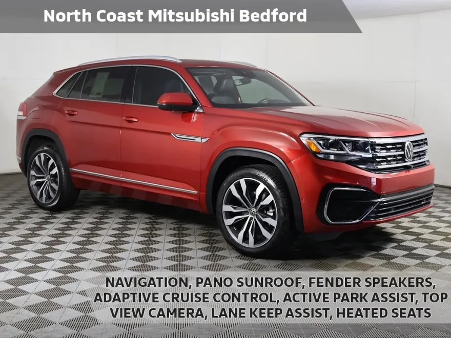 2022 Volkswagen Atlas Cross Sport V6 SEL Premium R-Line photo 1