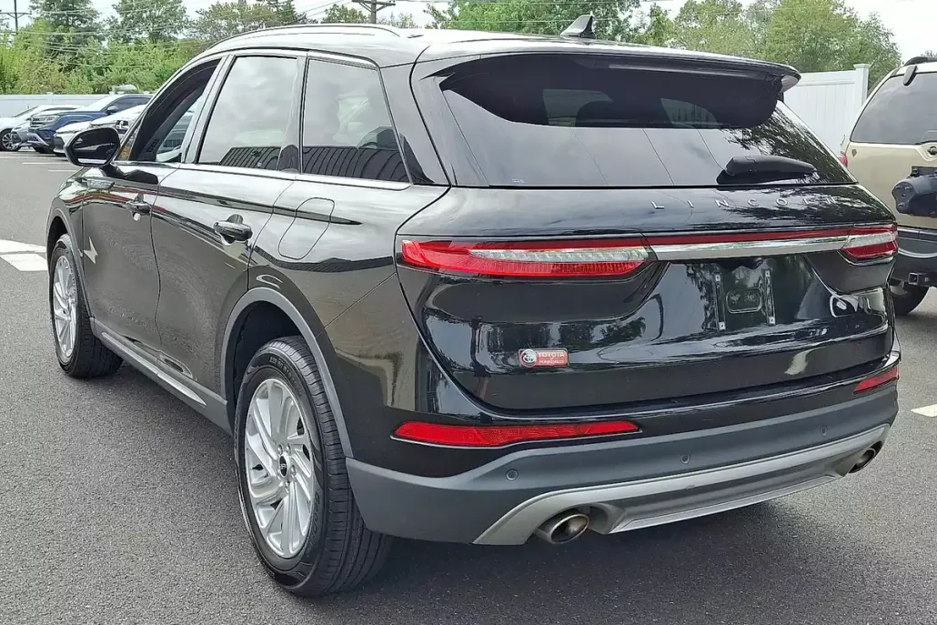 2021 Lincoln Corsair Standard photo 1