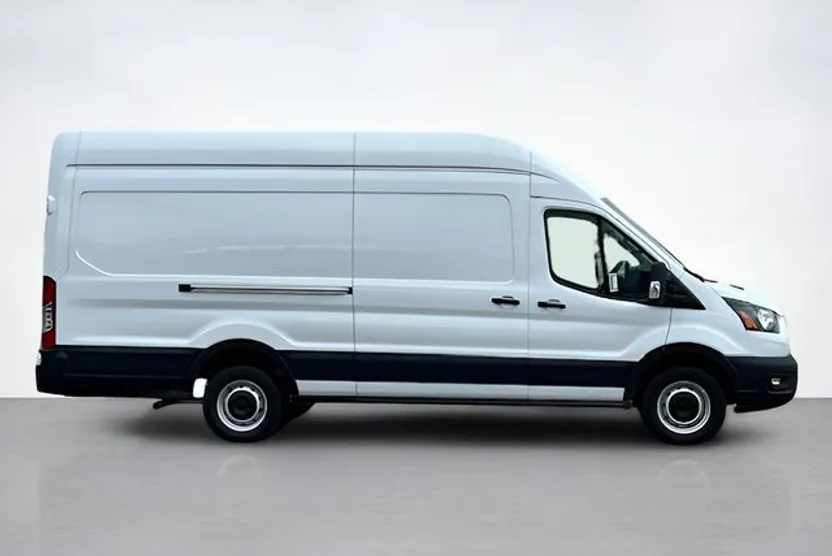 2025 Ford Transit photo 1