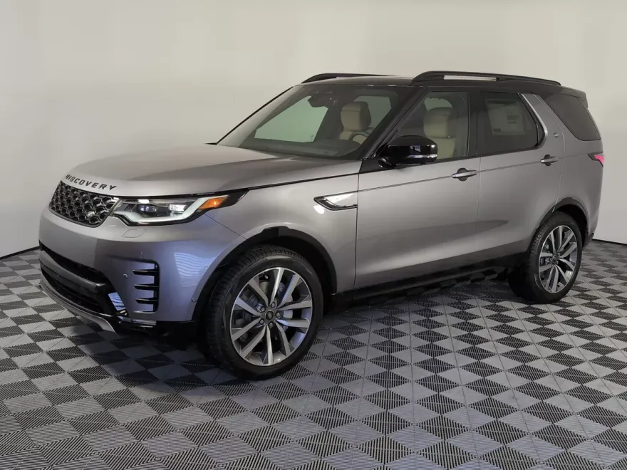 2025 Land Rover Discovery SE photo 1