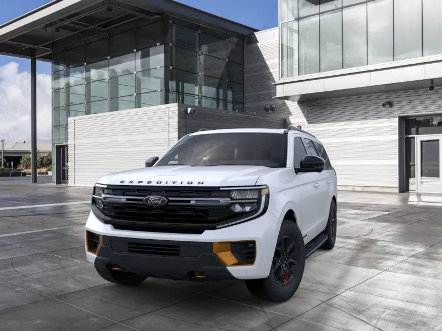 2025 Ford Expedition photo 1