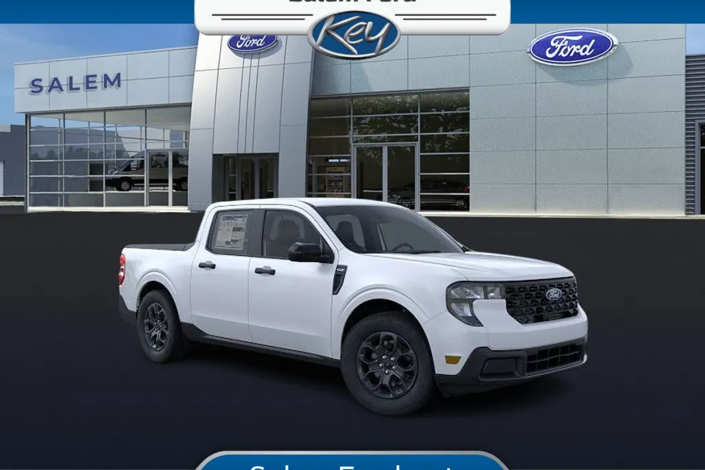 2025 Ford Maverick XLT photo 1