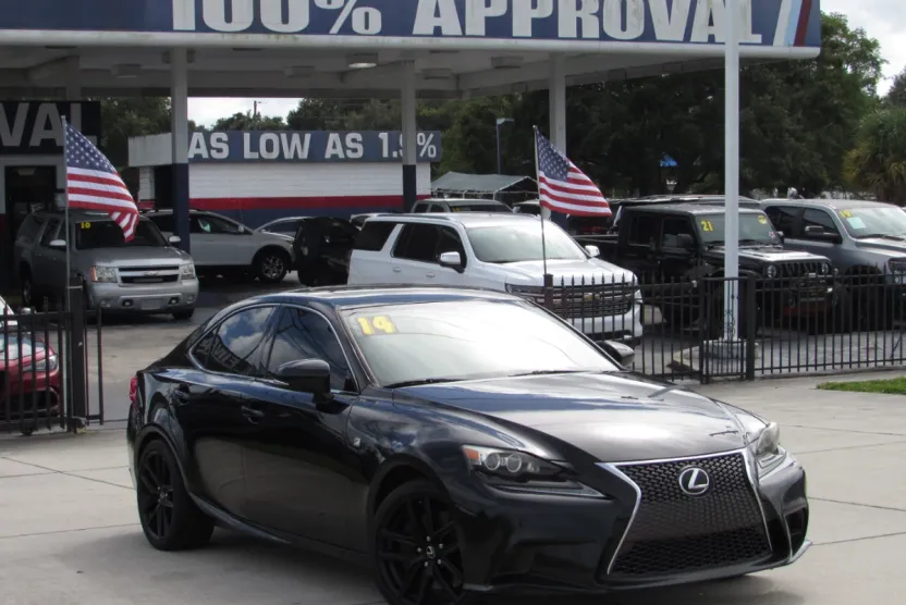 2014 Lexus IS 350 photo 1
