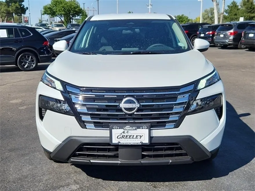 2026 Nissan Rogue SV photo 1