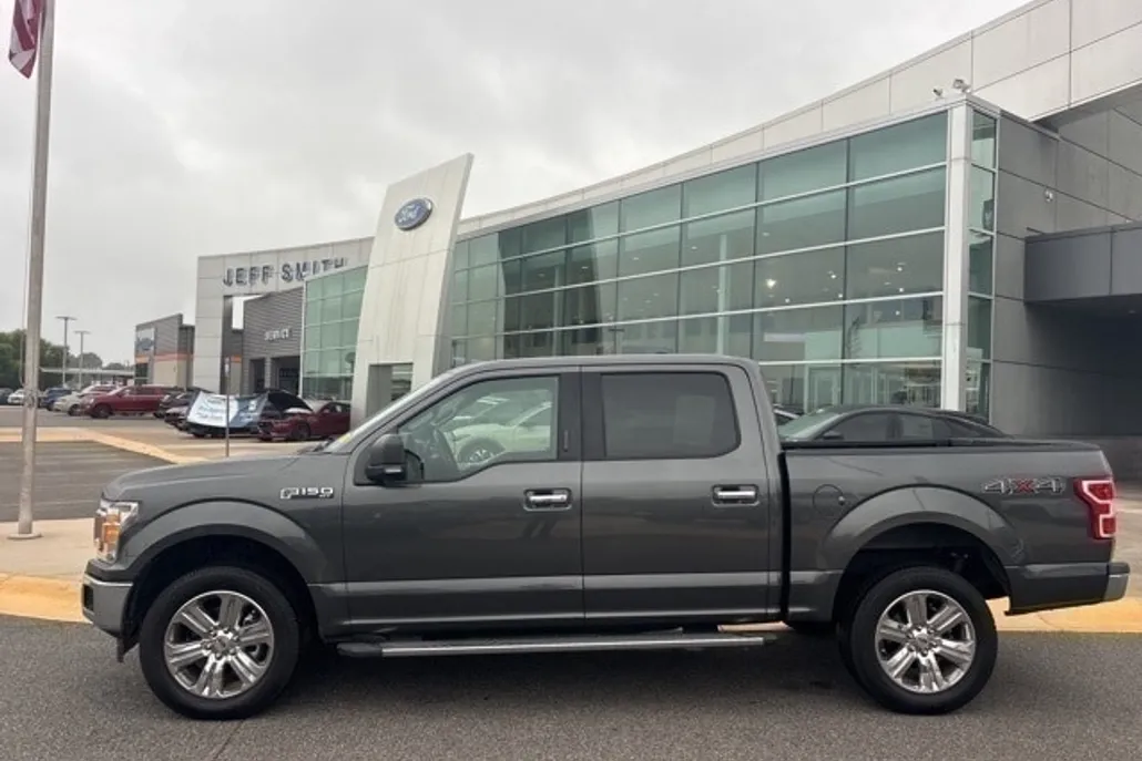 2020 Ford F-150 XLT photo 1