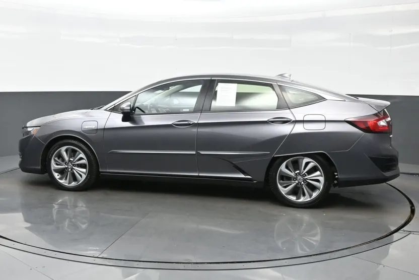 2018 Honda Clarity Plug-In Hybrid photo 1