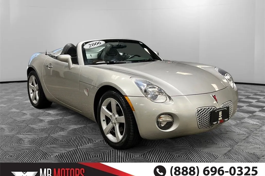 2006 Pontiac Solstice Base Convertible photo 1