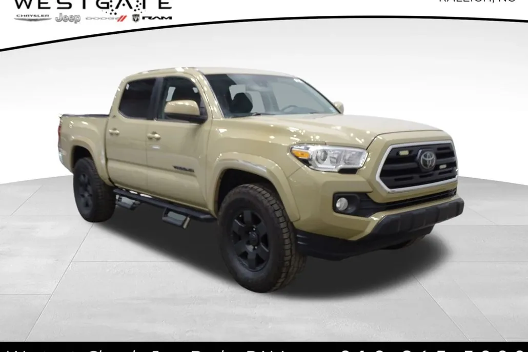 2019 Toyota Tacoma SR5 Double Cab photo 1