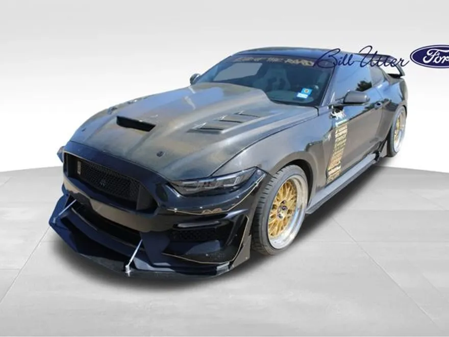 2016 Ford Mustang GT Premium photo 1