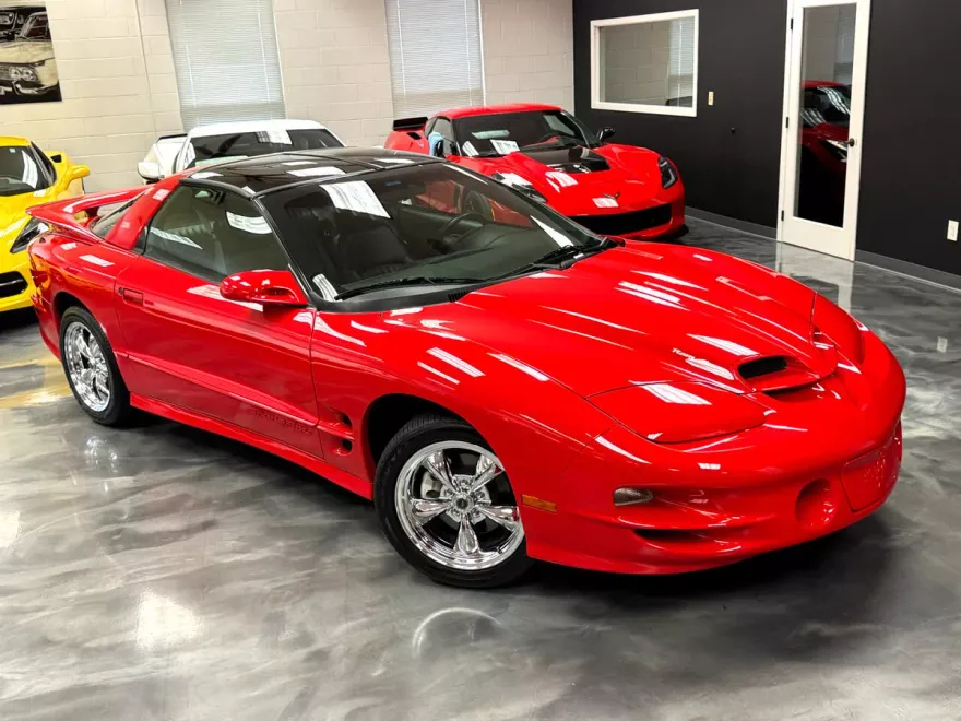 2000 Pontiac Firebird TRANS AM photo 2