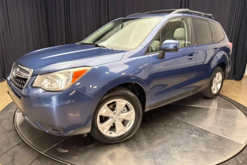 2014 Subaru Forester 2.5i Premium photo 1
