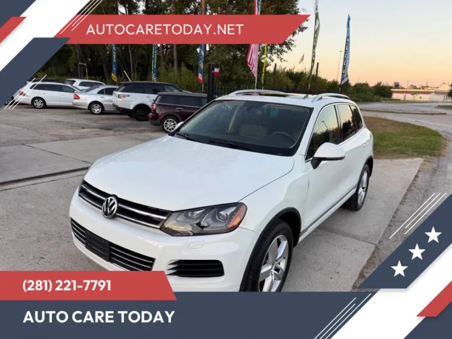 2013 Volkswagen Touareg TDI Lux photo 1