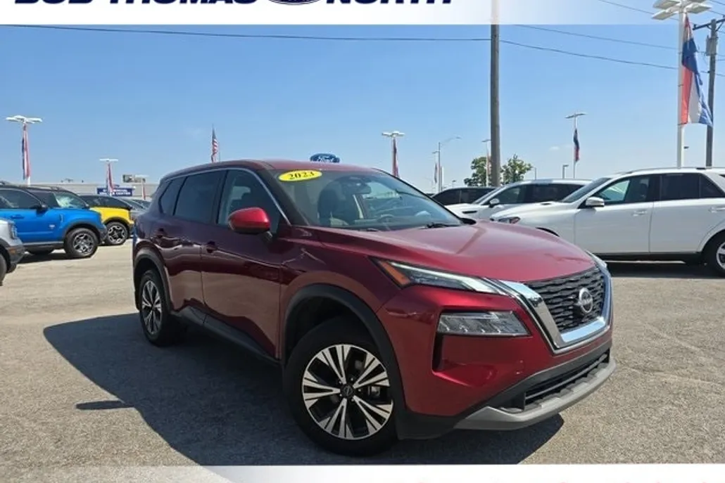 2023 Nissan Rogue SV photo 1