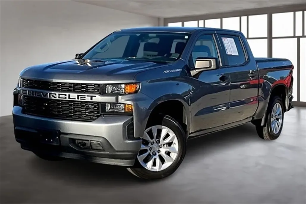 2019 Chevrolet Silverado 1500 Custom photo 1