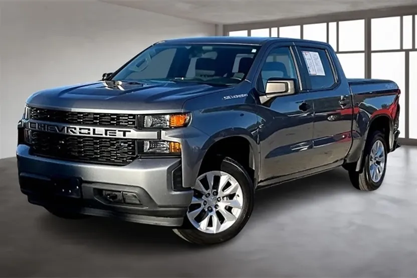 2019 Chevrolet Silverado 1500 Custom photo 1