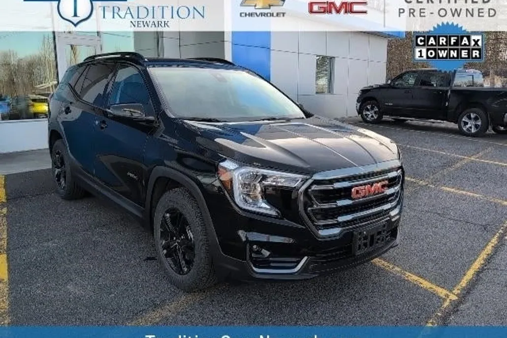 2024 Gmc Terrain AT4 photo 1