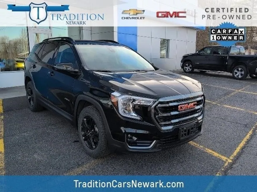 2024 Gmc Terrain AT4 photo 1