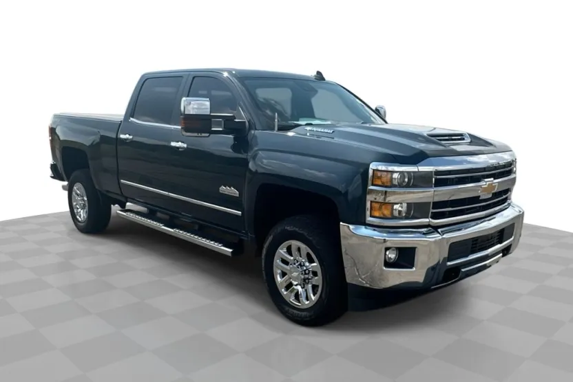 2018 Chevrolet Silverado 3500HD High Country photo 1