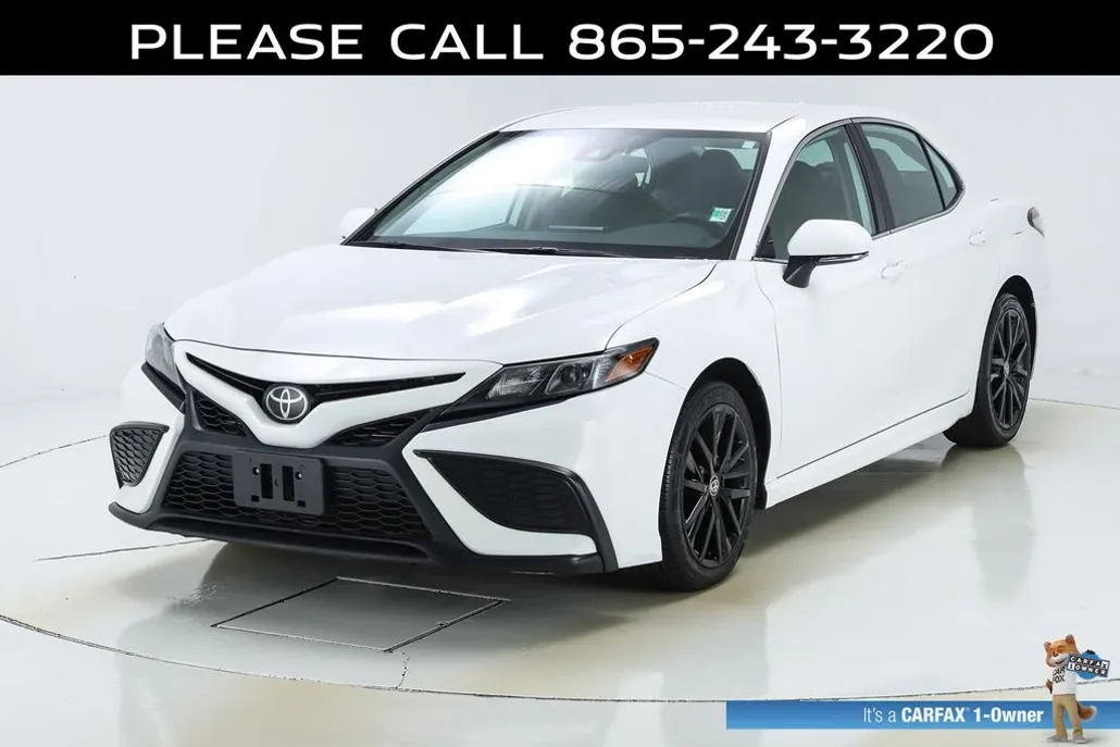 2023 Toyota Camry SE photo 1