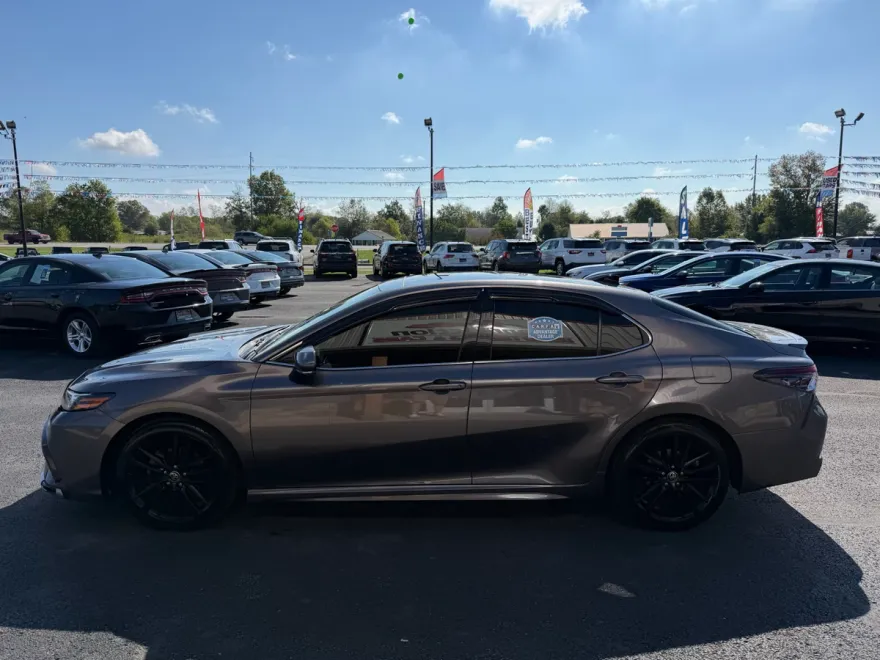 2021 Toyota Camry XSE photo 1