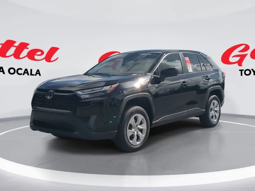 2025 Toyota RAV4 LE photo 1