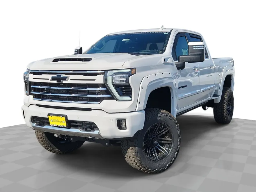 2025 Chevrolet Silverado 2500HD LTZ photo 1