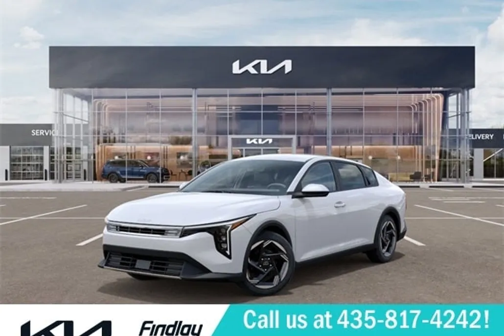 2025 Kia K4 EX photo 1