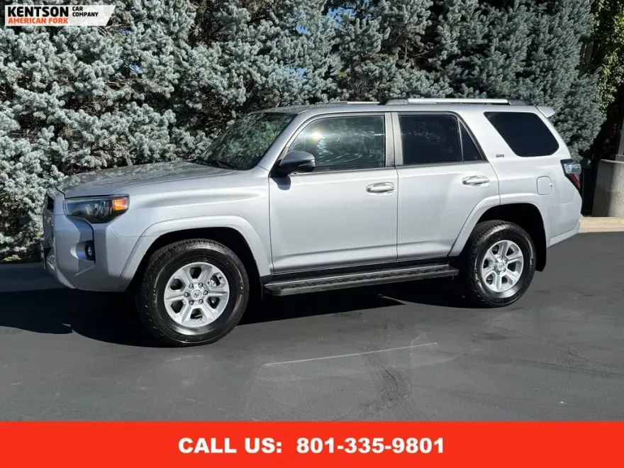 2024 Toyota 4Runner SR5 Premium photo 1