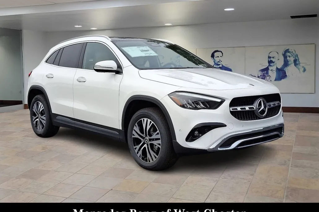 2026 Mercedes Benz GLA 250 4MATIC photo 1
