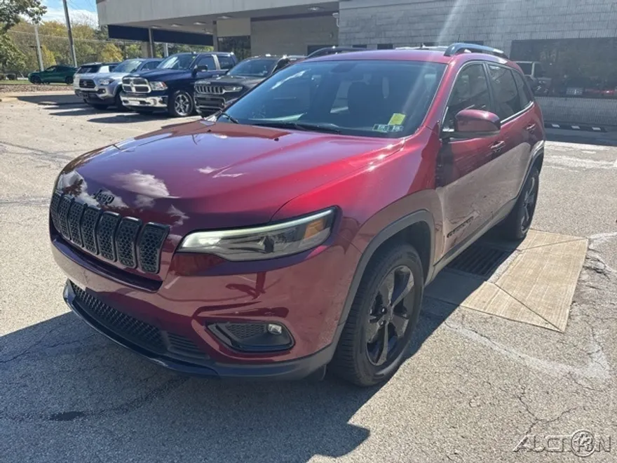 2020 Jeep Cherokee Altitude photo 1