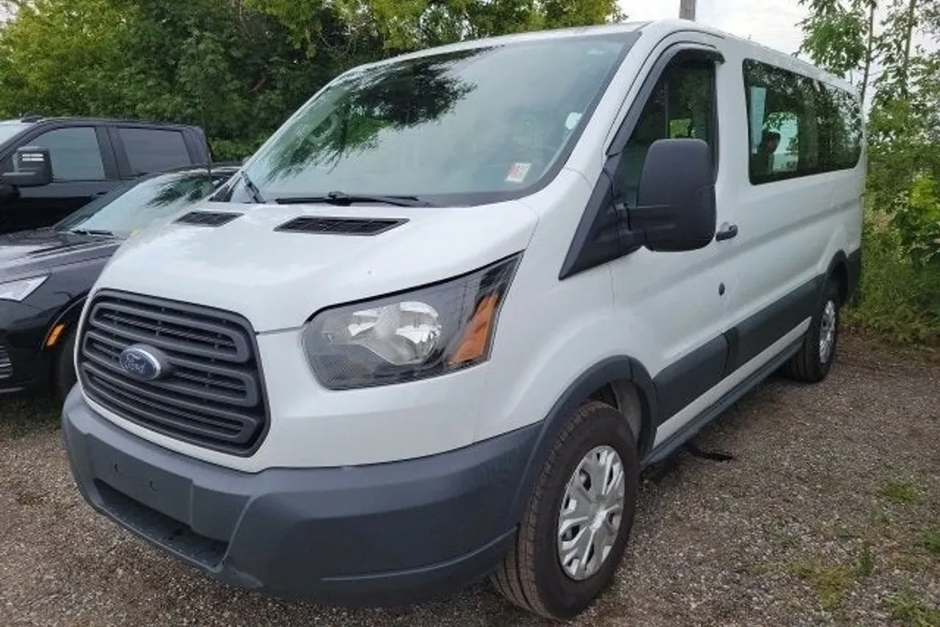 2016 Ford Transit XL photo 1