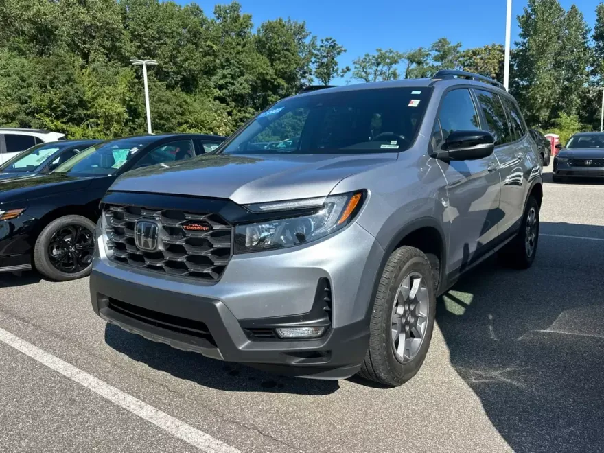 2022 Honda Passport TrailSport photo 1