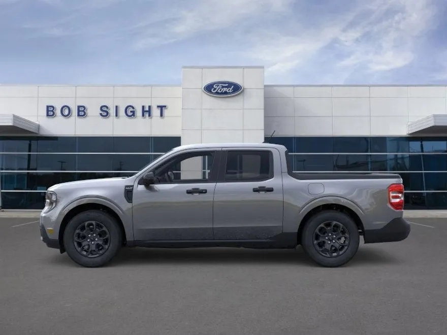 2025 Ford Maverick XLT photo 1