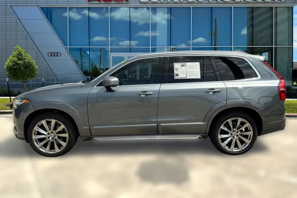 2016 Volvo XC90 T6 Inscription photo 1