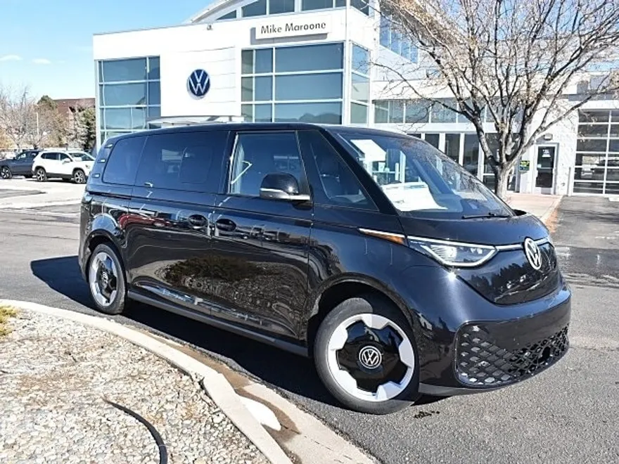 2025 Volkswagen ID. Buzz Pro S photo 1