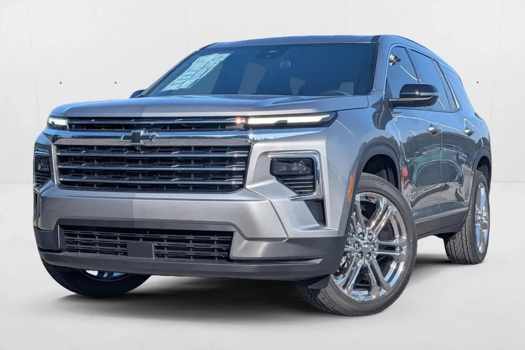 2025 Chevrolet Traverse 1LT photo 1