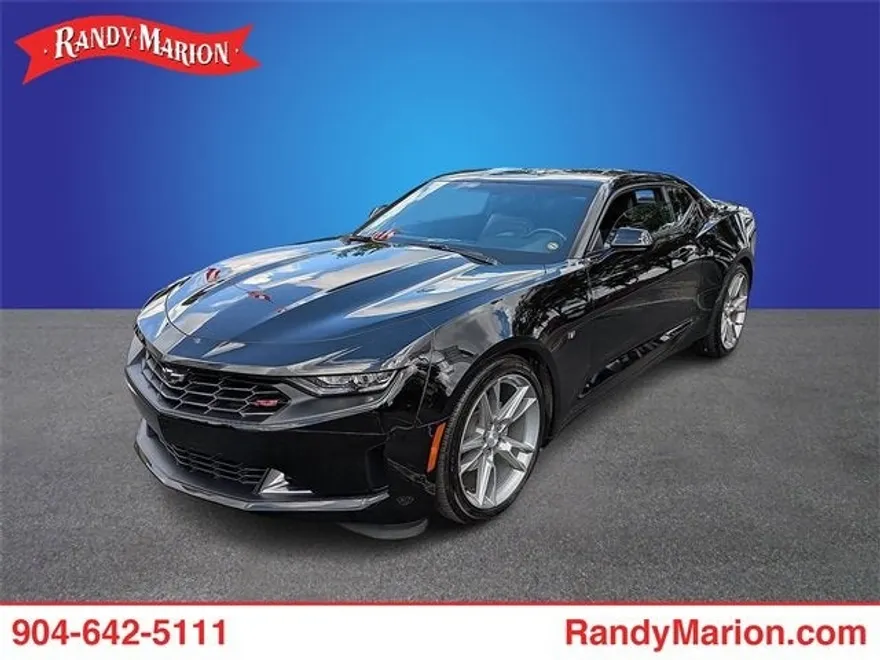 2022 Chevrolet Camaro 1LT photo 1
